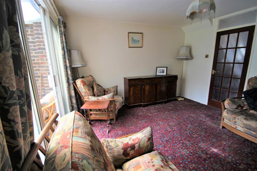 2 Bedroom Terraced House For Sale in Rye Crescent, Orpington, Kent, BR5